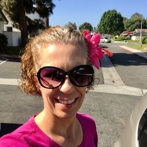 Meet your Posher, Nikki